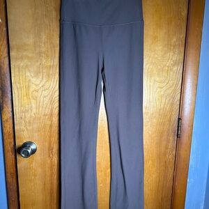 Women's High-Waisted Brown Active Pants M